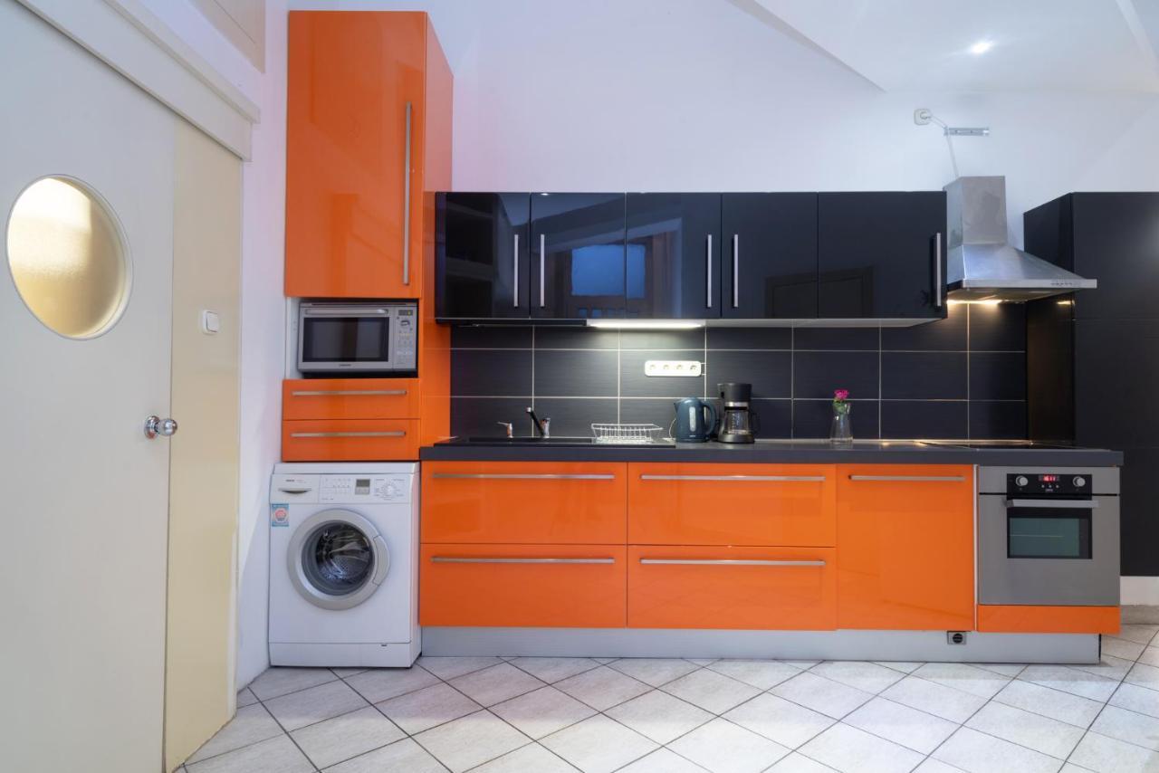 Kiraly With Free Parking And Ac Apartament Budapeszt